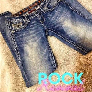 Women Rock Revival jeans. Great condition!